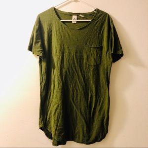 Men’s UO Urban Outfitters Olive scoop t-shirt